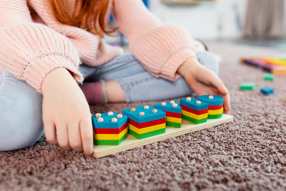 Alat Montessori untuk Adik Kecil