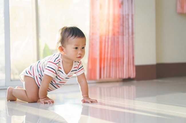 anak 10 bulan