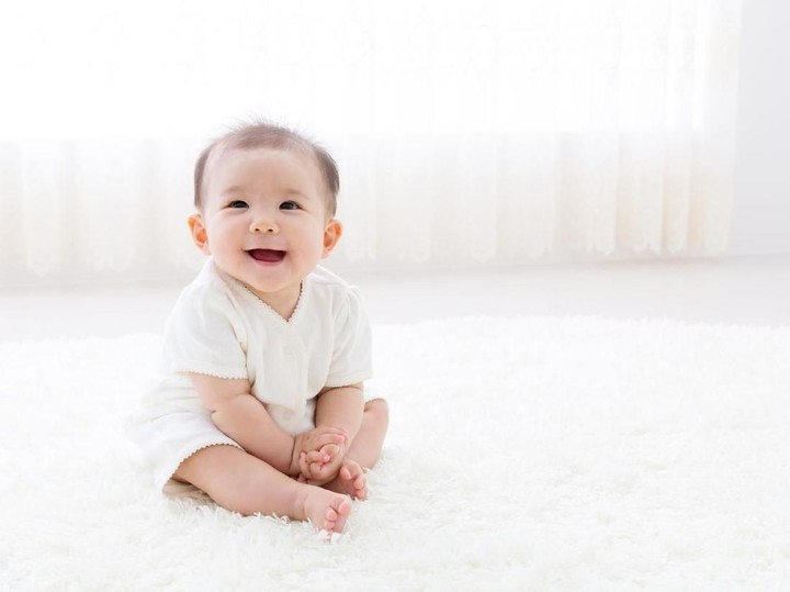 anak usia 6 bulan