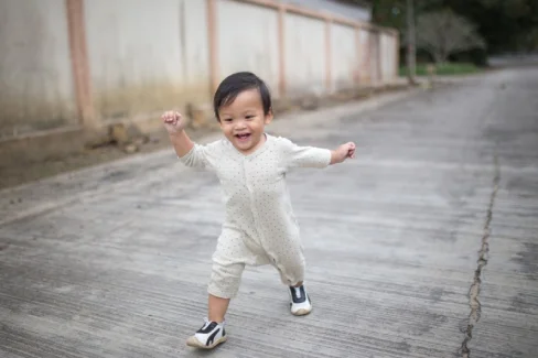 bayi 18 bulan