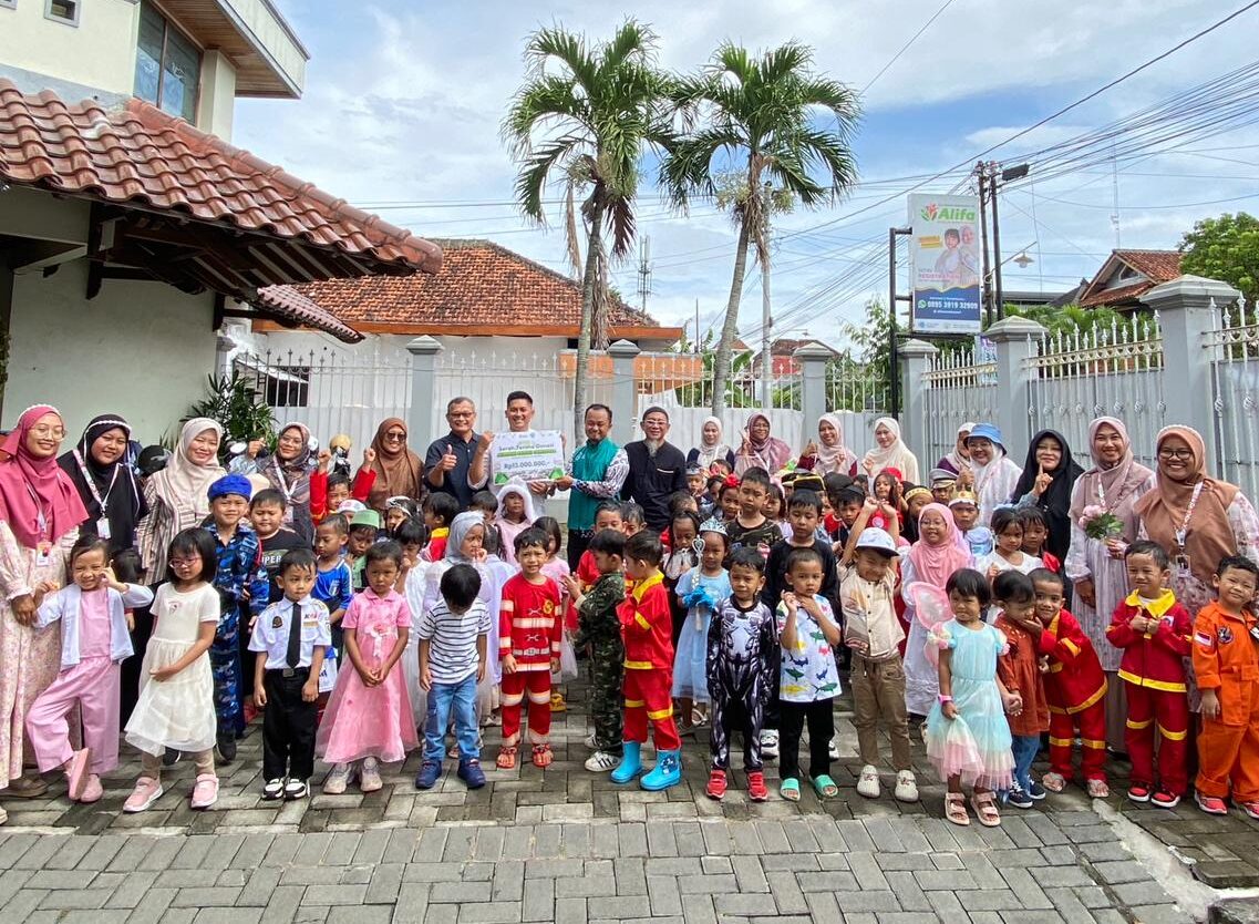 Anak-anak KBTK Alifa Peduli Sumatra